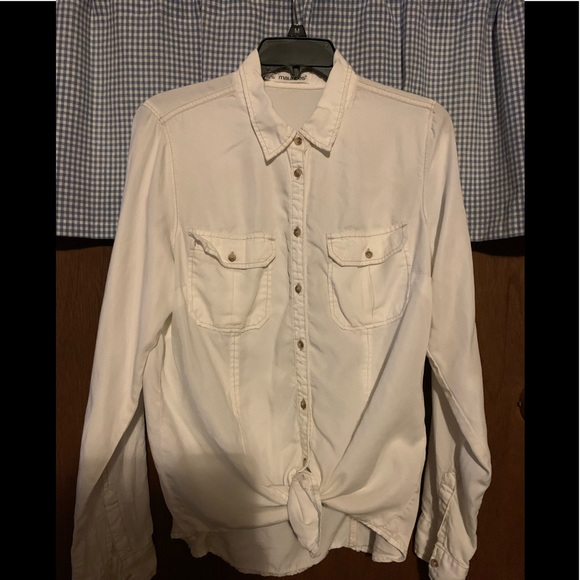 Maurices Button Down Shirt    Size 0 - Picture 2 of 8